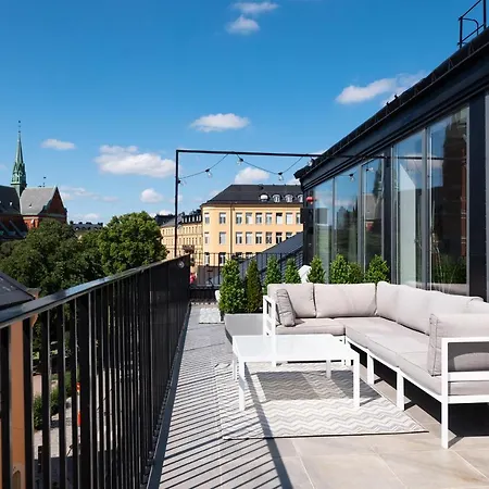 Vyn - Penthouse Suite Apartment