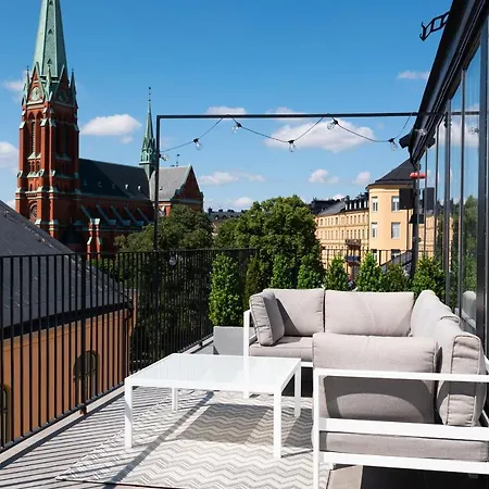 Vyn - Penthouse Suite Apartment