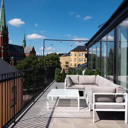 Vyn - Penthouse Suite Apartment