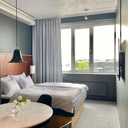 Mornington Bromma 4*