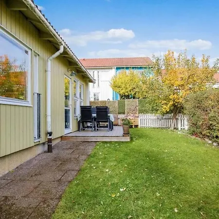 Little House On Beautiful Arhusgatan Villa *