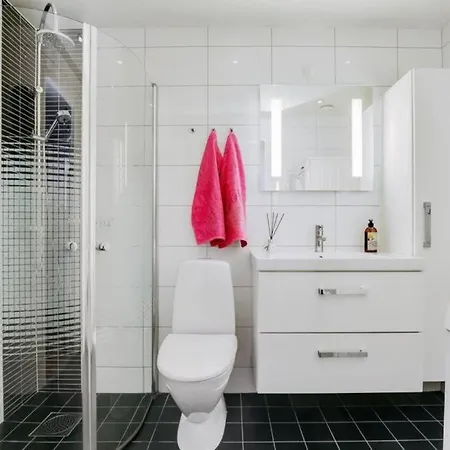 Little House On Beautiful Arhusgatan Villa *