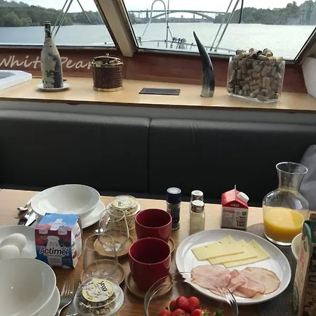 Vip In A Luxurious Yacht * Stockholm
