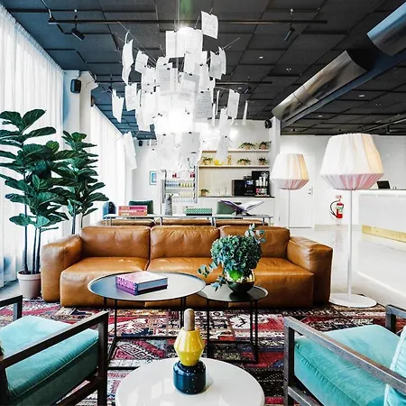 Biz Bromma Aparthotel 5*