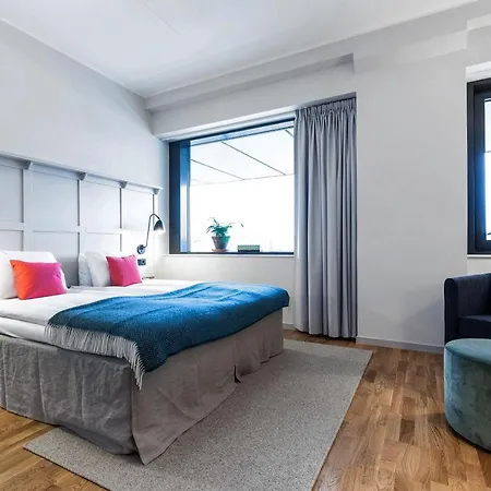 Biz Bromma Aparthotel 5*