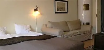 Colonial Hostel