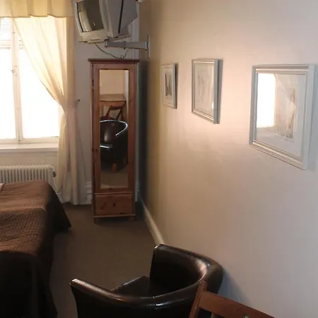 Colonial Hostel