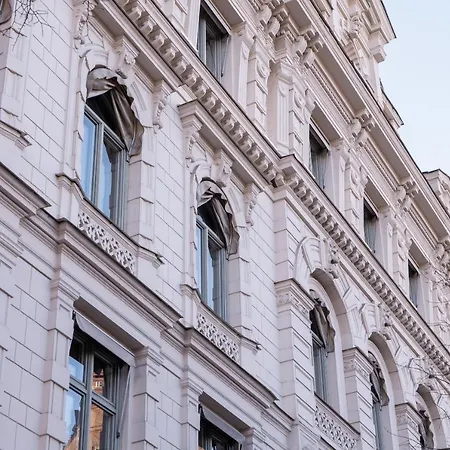 Elite Plaza 4*