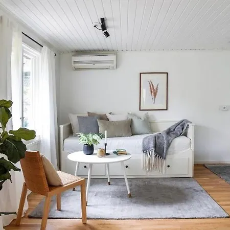 Modern With Sunny Terrace *