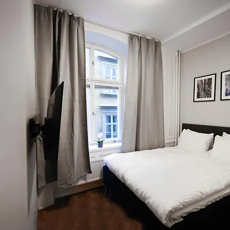Hotel Old Town 3*
