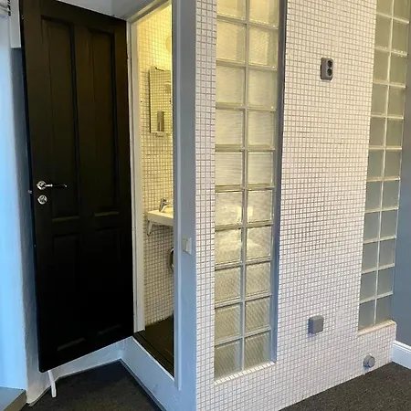 Unique Hotel 3*