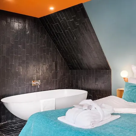Haeringe Slott 4*