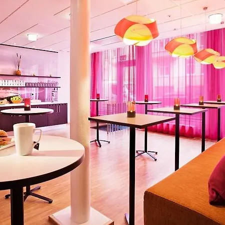 Western Time Hotel 4*