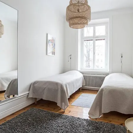 Elegant And Light 3 In Sofo 97sqm Apartment