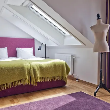 Hotel Wellington 4*