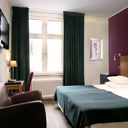 Rex Hotel