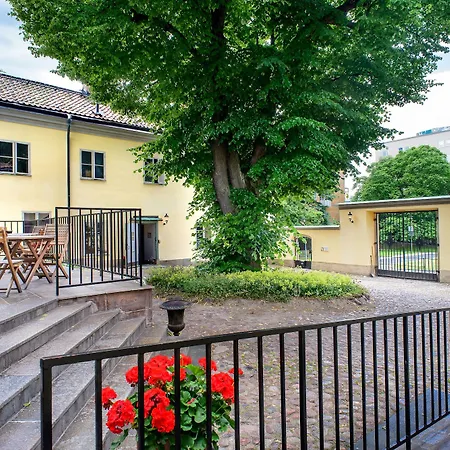 Hotel Hellstens Malmgard 3*
