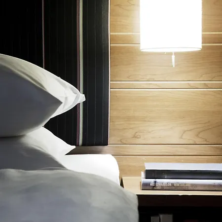 Hotel Mornington 4*