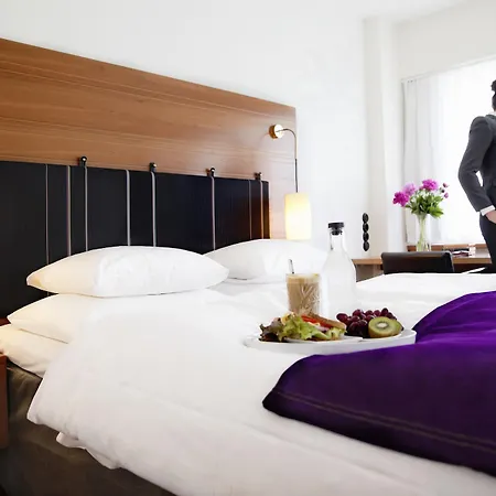 Hotel Mornington 4*