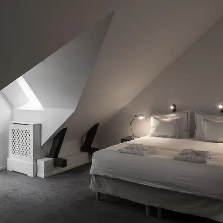 The Sparrow Hotel