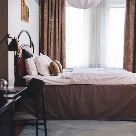 Gio; Bw Signature Collection 4* Solna