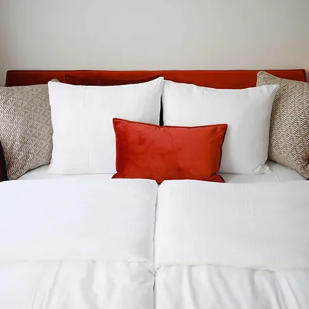 Gio; Bw Signature Collection Hotel 4*