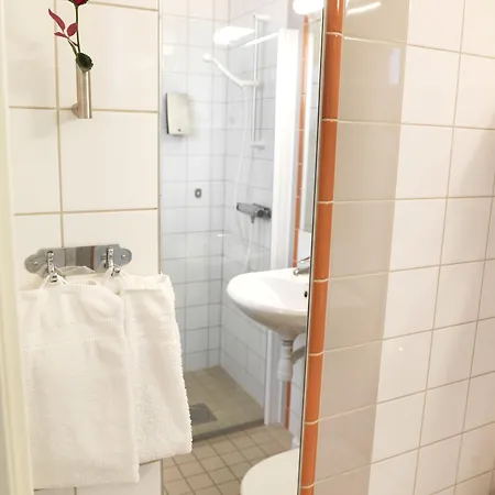Maude's Enskede Hotel Stockholm