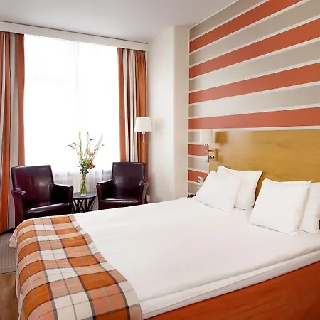 Wellington Hotel 4*