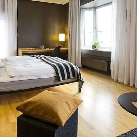 Mornington Bromma