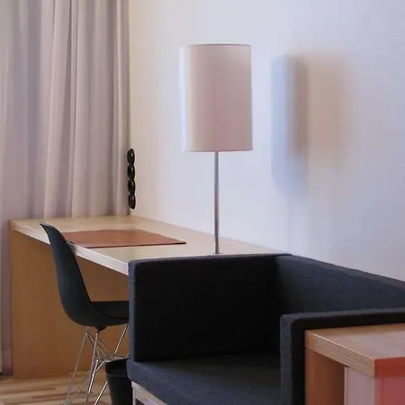Mornington Bromma 4*