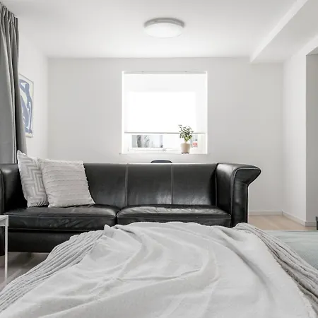 Beautiful With Sea View & Outdoor Space * Stockholm