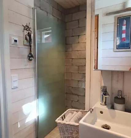 Moeja I Stockholms Skaergard Villa *