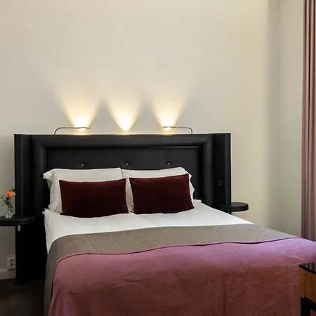 Elite Plaza 4*
