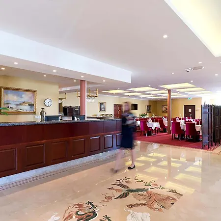 Szálloda Brommavik 4*
