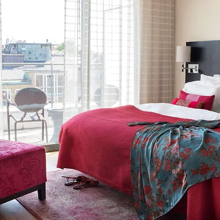 Western Time Hotel 4*