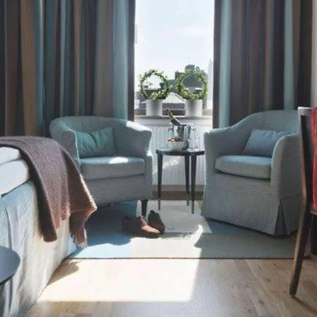 Hotel Wellington 4*