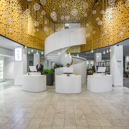 C Hotel 4*