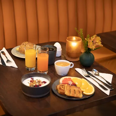 Hotel Elite Palace & 4*