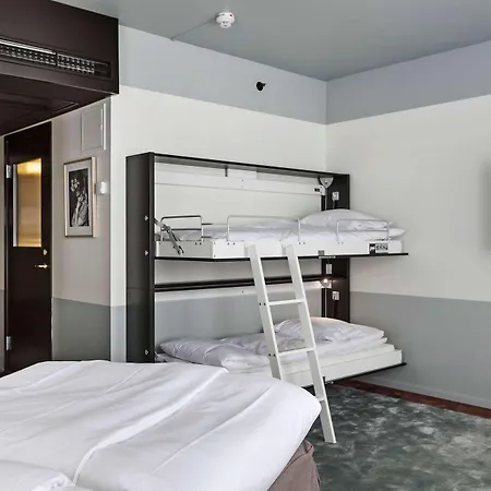Hotel Gio; Bw Signature Collection