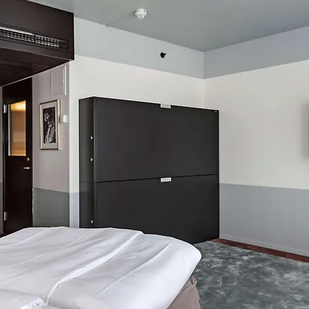 Gio; Bw Signature Collection Hotel Solna
