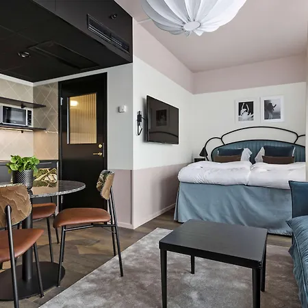 Gio; Bw Signature Collection Hotel