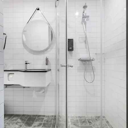 Sure By Western Bromma 3*
