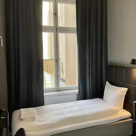 Unique Jungfrugatan 酒店