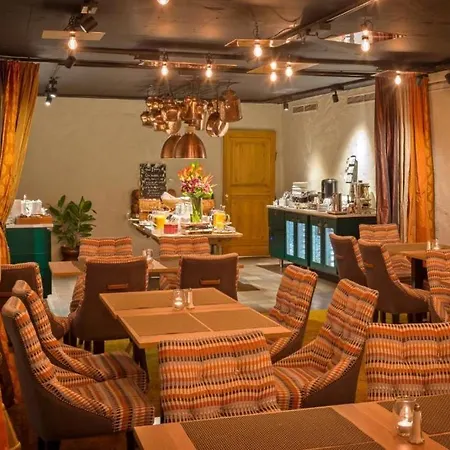 Hotel Victory