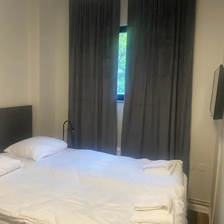 Metro Apart Hotel apartamentowy *