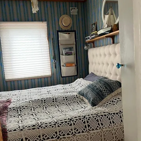 Ingaroe Brudbergsvaegen 17 Holiday home