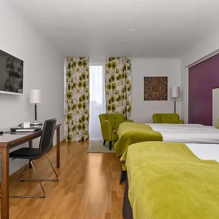 Hotel Western Royal Star 4*
