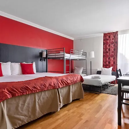 Western Royal Star Hotel 4*