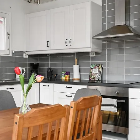 Ferienhaus Sparkling Modern House In Kista - Close To *