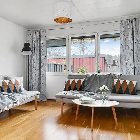 Sparkling Modern House In Kista - Close To Ferienhaus *